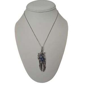 NWT Oval Stainless Steel Ethnic Genuine Sodalite Feather Pendant Necklace